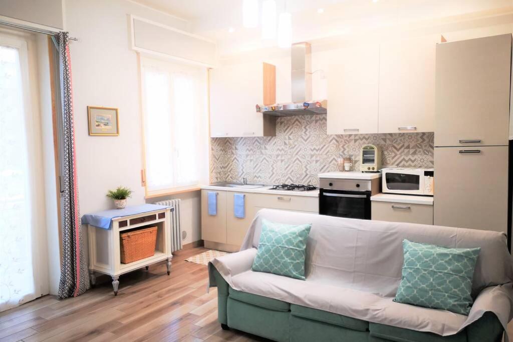 Delizioso Appartamento Cosy Ristrutturato Парма Экстерьер фото